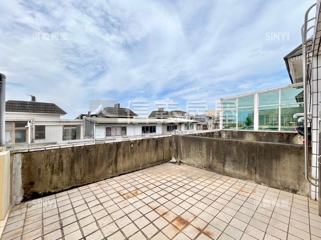 專任陽明清境社區型透天房屋室內格局與周邊環境
