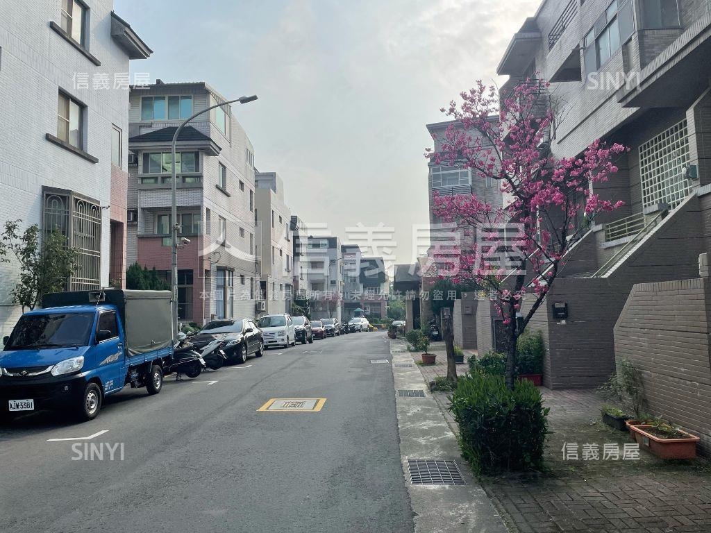 專任陽明清境社區型透天房屋室內格局與周邊環境
