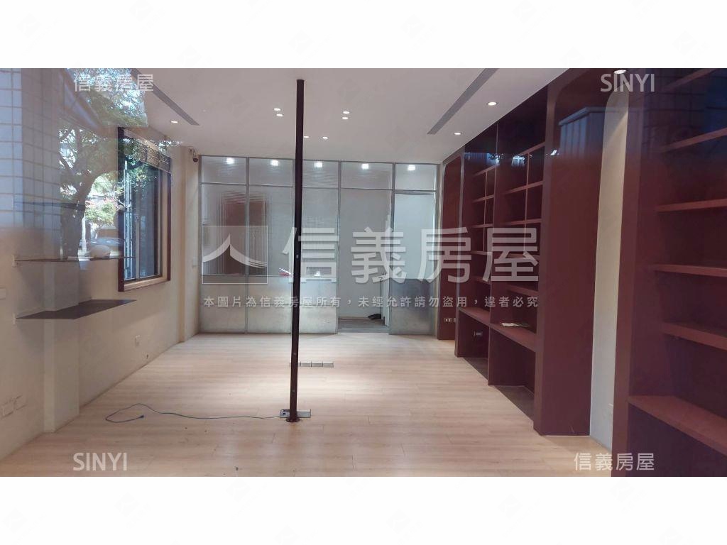 民權二路邊間透天店面房屋室內格局與周邊環境