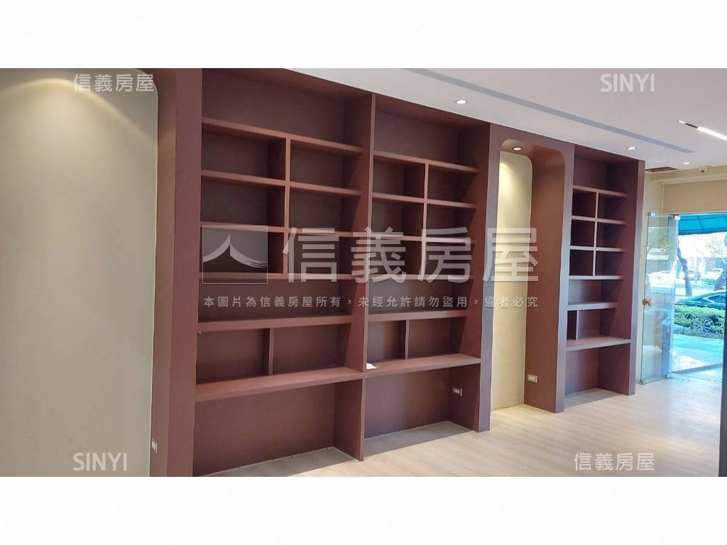 民權二路邊間透天店面房屋室內格局與周邊環境