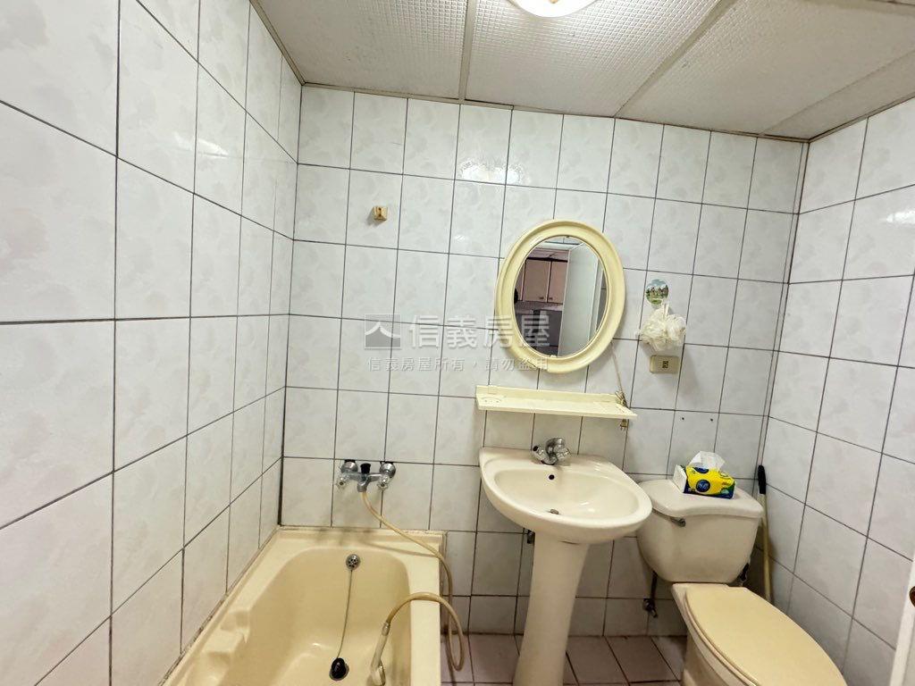 翡翠宮廷高樓小資成家房屋室內格局與周邊環境