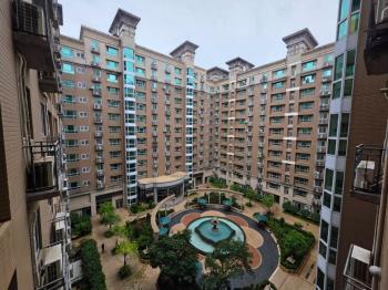 凡爾賽邊間兩房中庭戶