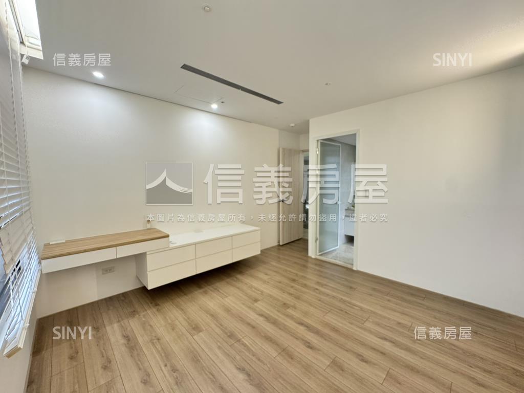 八期三房雙平車高樓視野戶房屋室內格局與周邊環境