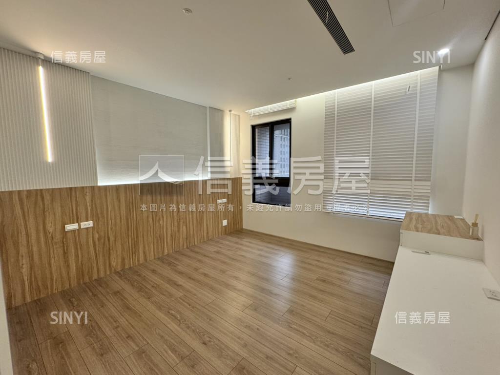 八期三房雙平車高樓視野戶房屋室內格局與周邊環境