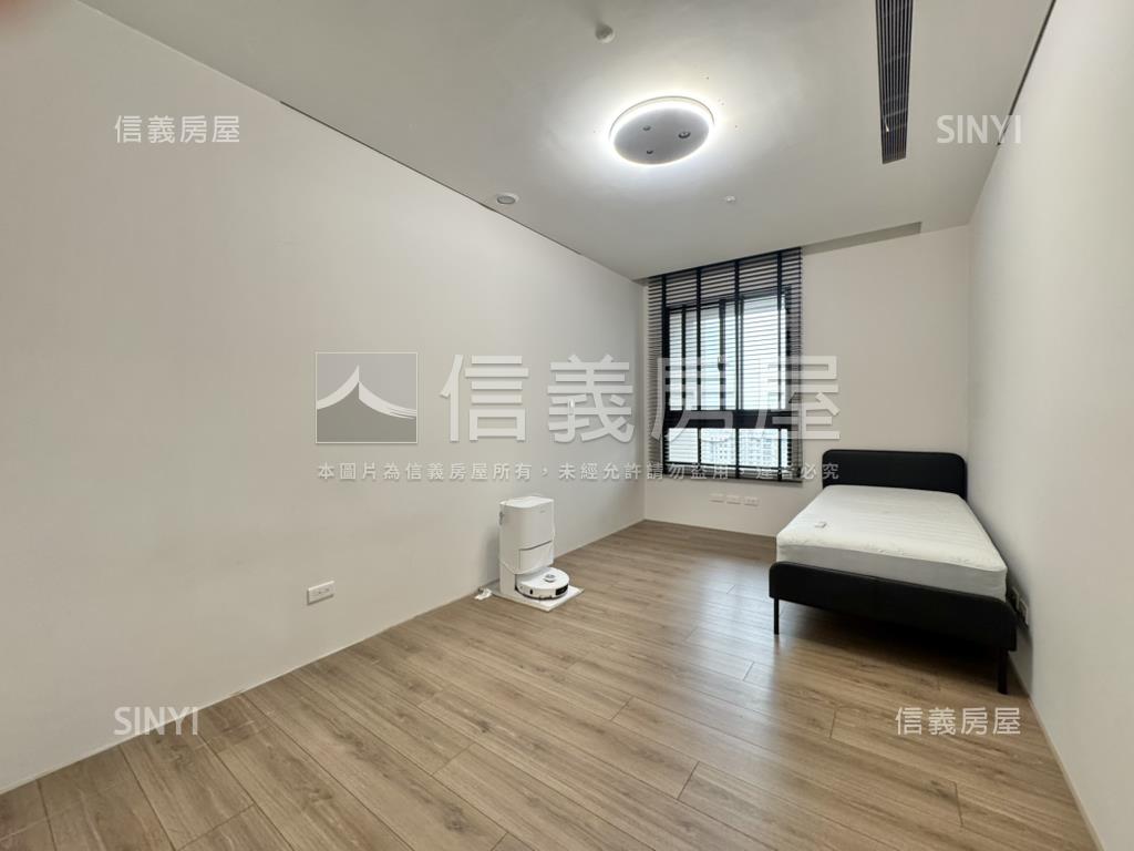 八期三房雙平車高樓視野戶房屋室內格局與周邊環境