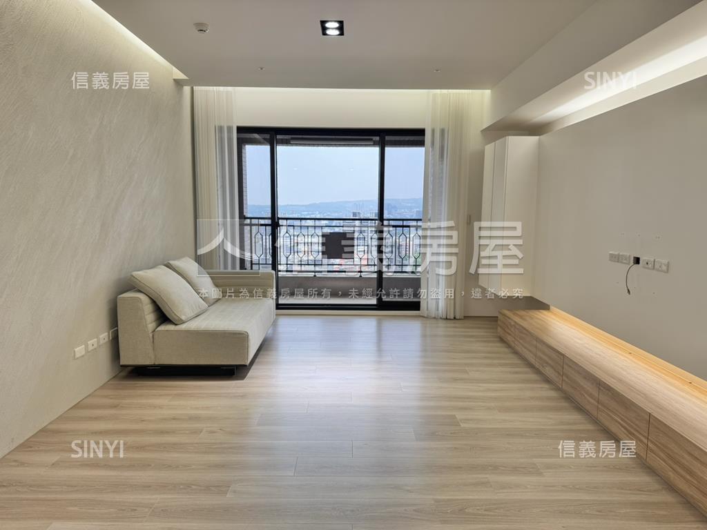 八期三房雙平車高樓視野戶房屋室內格局與周邊環境