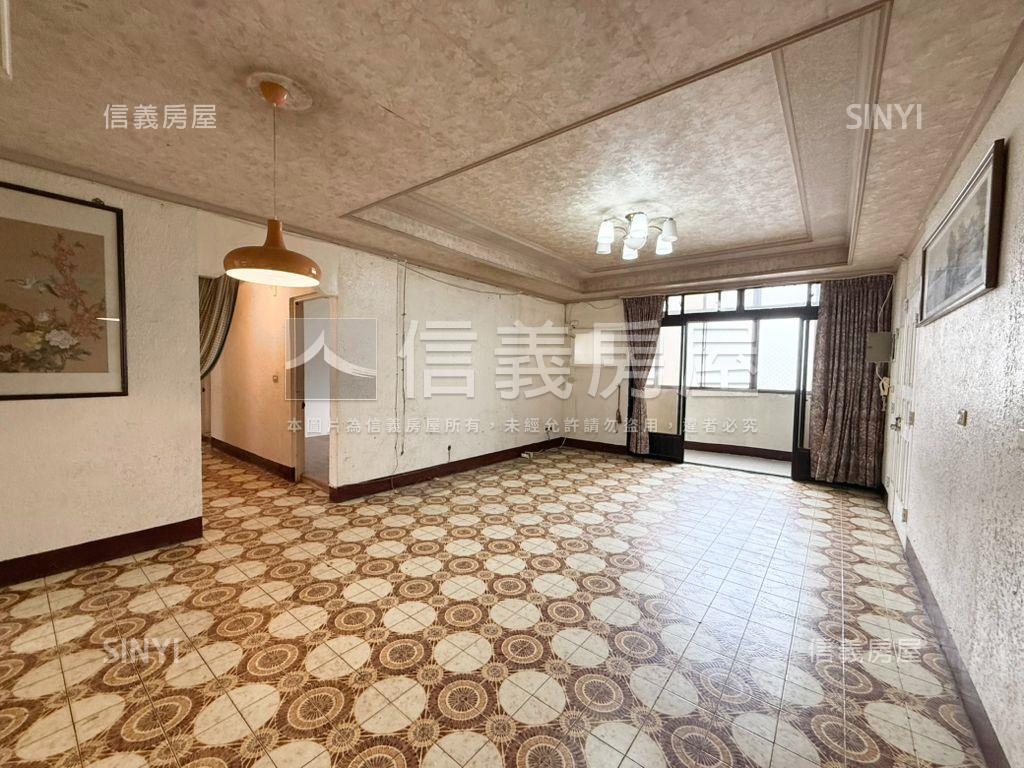 近百貨公園・復古美四房房屋室內格局與周邊環境