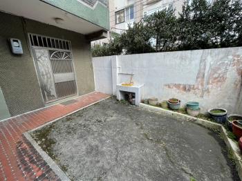 華岡藝校透天庭院