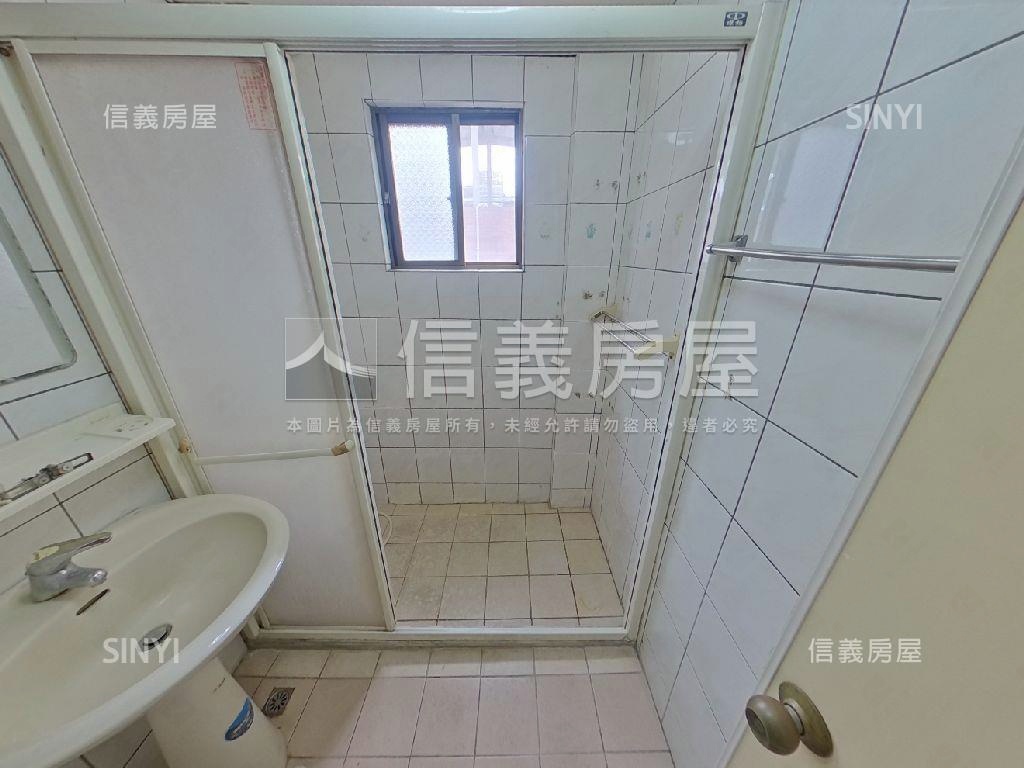 信義安和邊間三房房屋室內格局與周邊環境