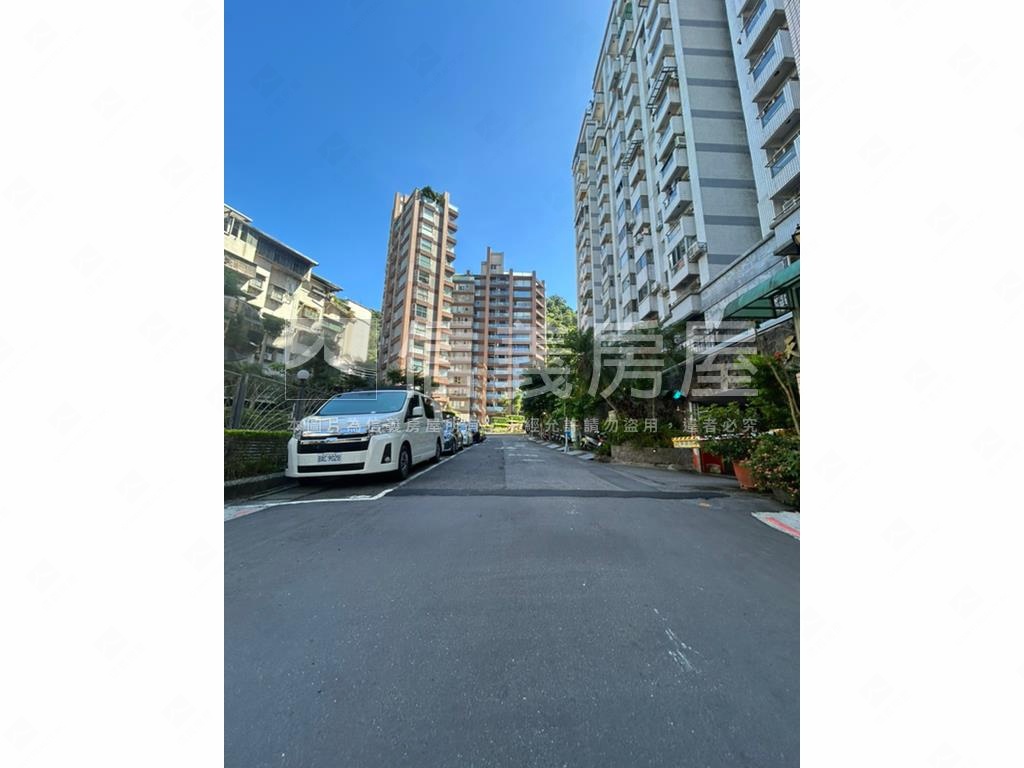 【信義觀天】美妝風景宅房屋室內格局與周邊環境