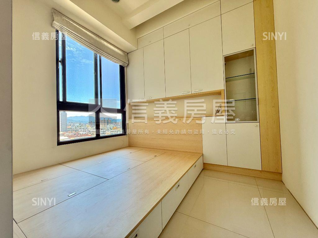 鉅虹水之庭捷運美三房平車房屋室內格局與周邊環境