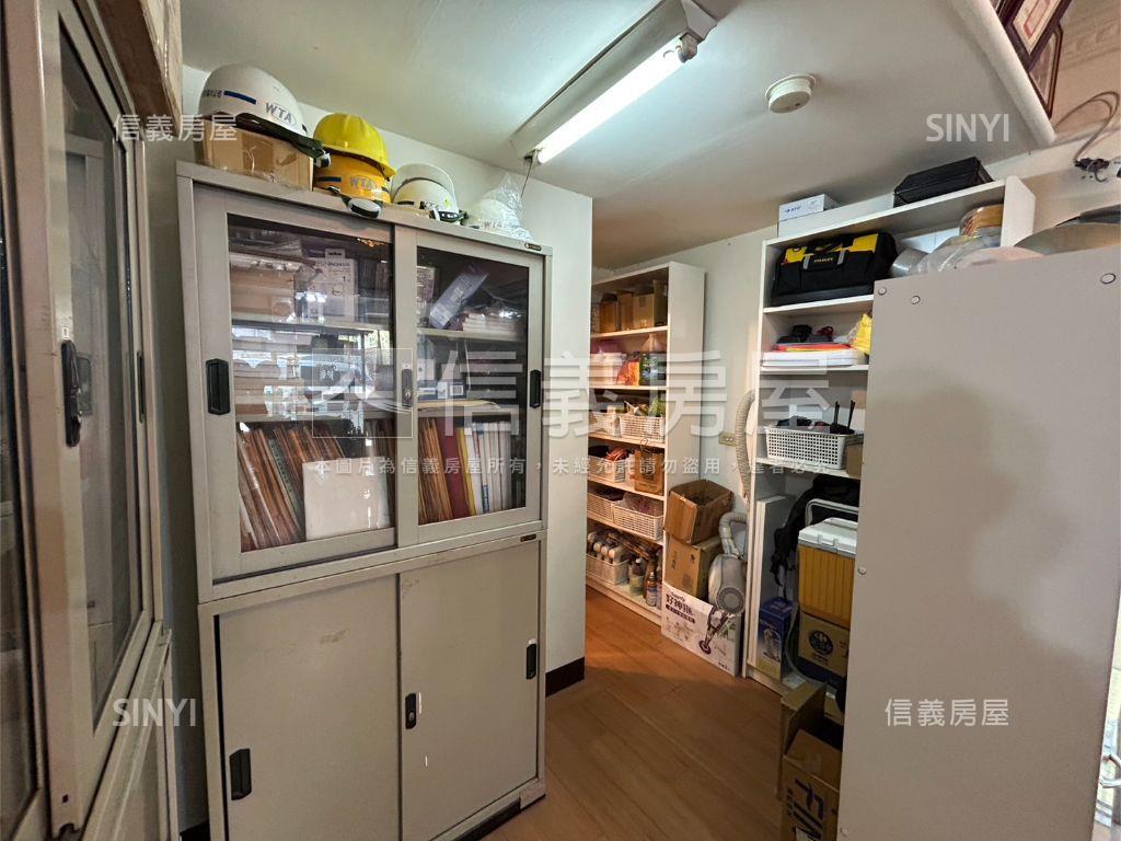 ｜景華｜生財金店面房屋室內格局與周邊環境