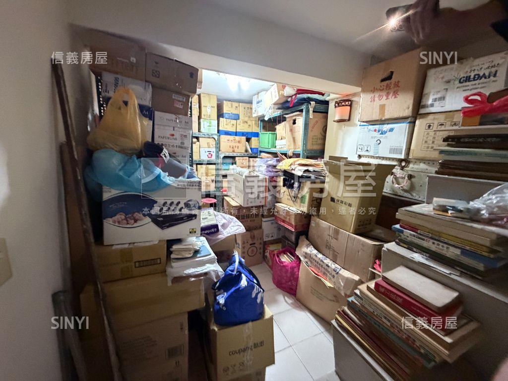 ｜景華｜生財金店面房屋室內格局與周邊環境