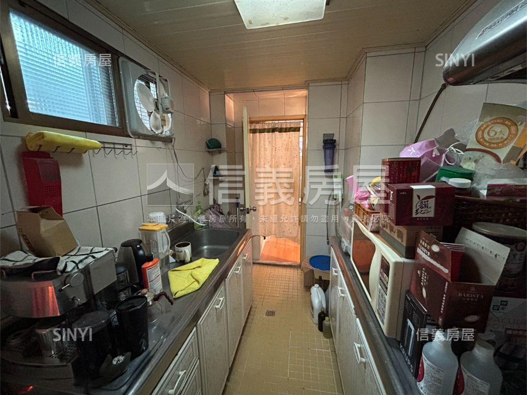 ｜景華｜生財金店面房屋室內格局與周邊環境