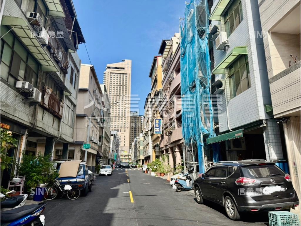 三多商圈正街邊間透店房屋室內格局與周邊環境