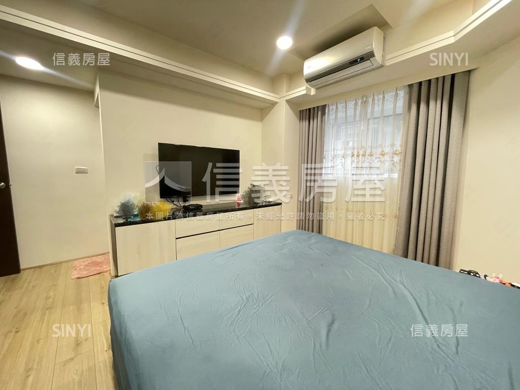 邊間裝潢公園美宅房屋室內格局與周邊環境