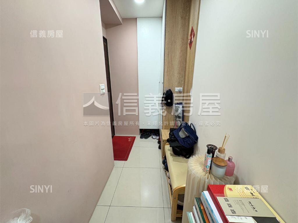 專任大睦敦品兩房車位房屋室內格局與周邊環境