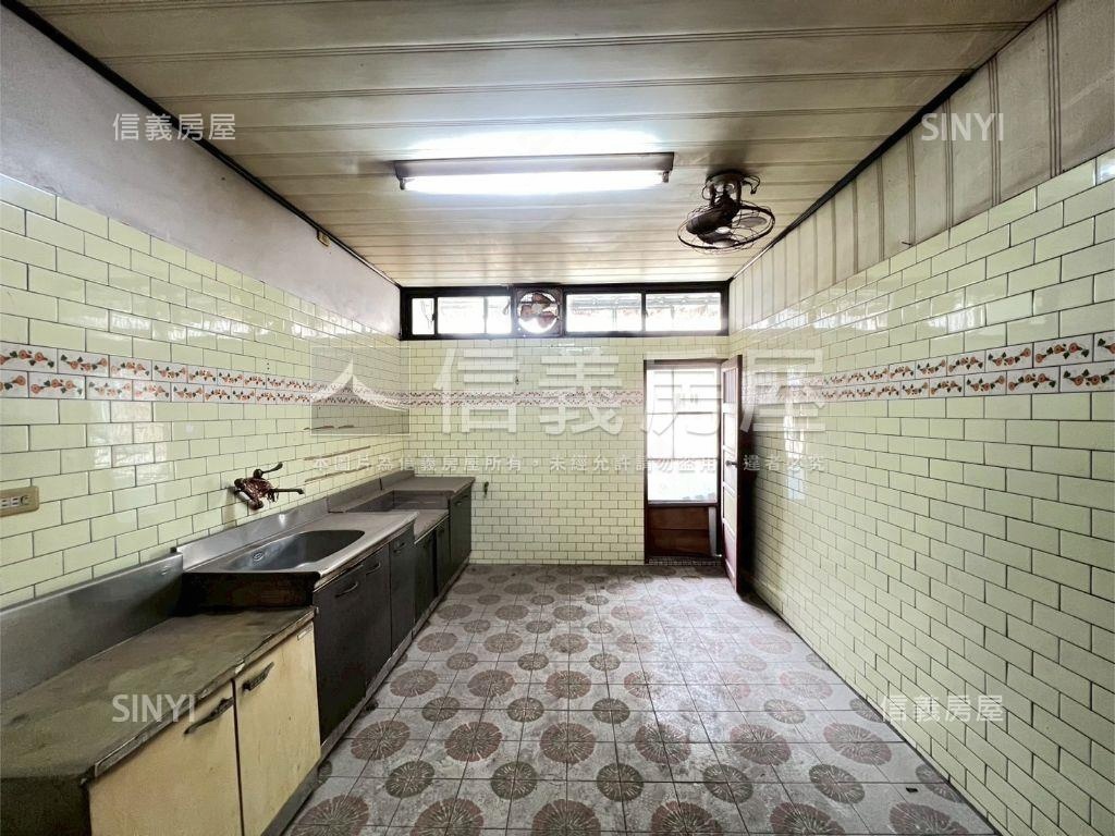 近彰興國中金店住！！房屋室內格局與周邊環境