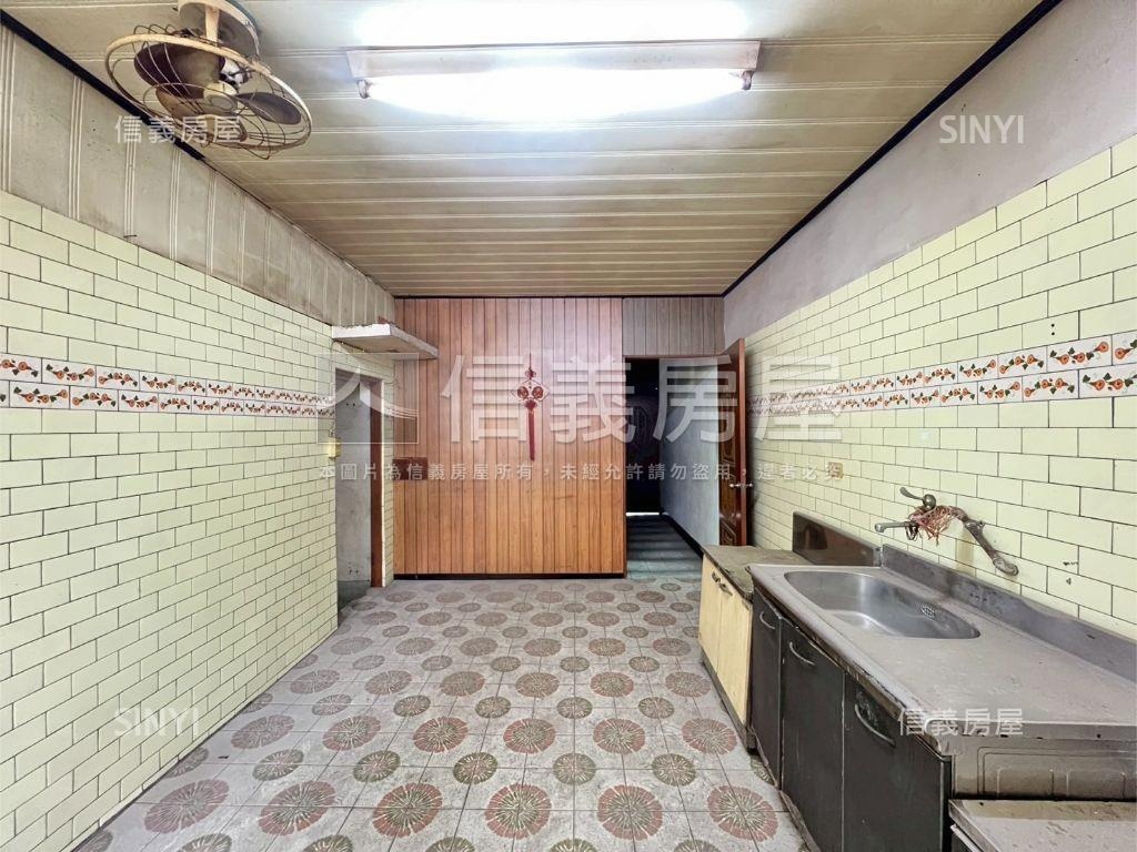 近彰興國中金店住！！房屋室內格局與周邊環境