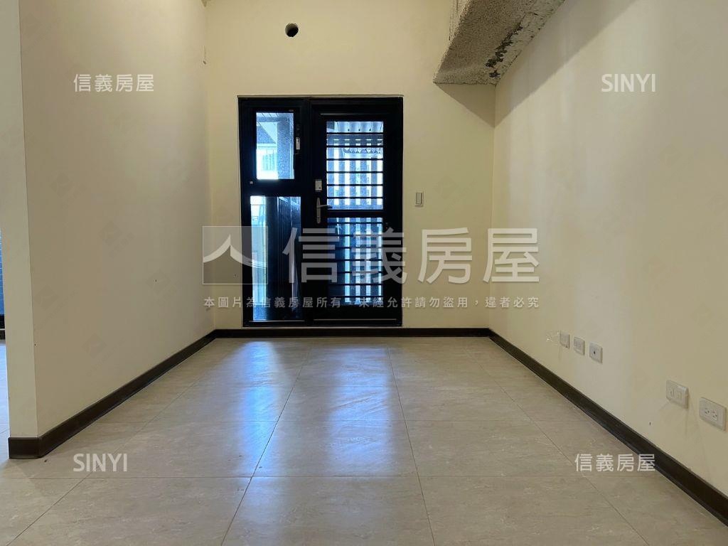 亞灣愛河畔景觀美宅房屋室內格局與周邊環境