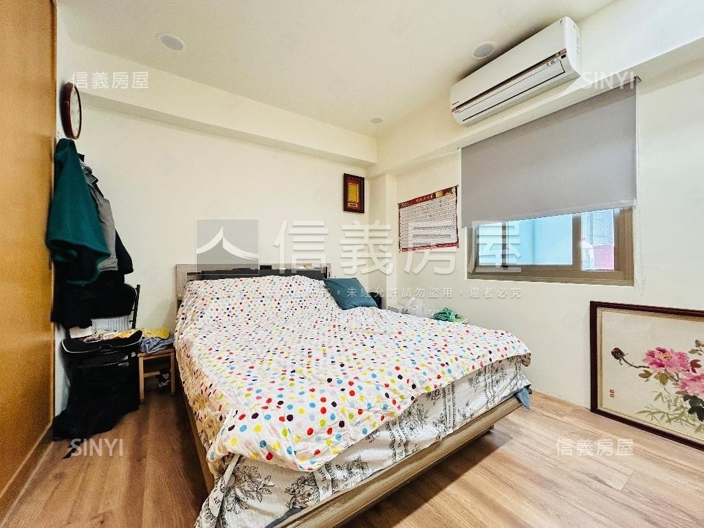 長安裝潢電梯四房車位房屋室內格局與周邊環境