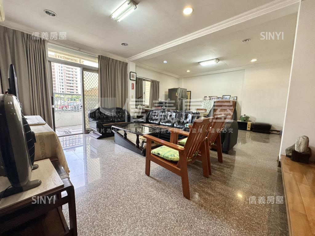 東興路一樓三房房屋室內格局與周邊環境
