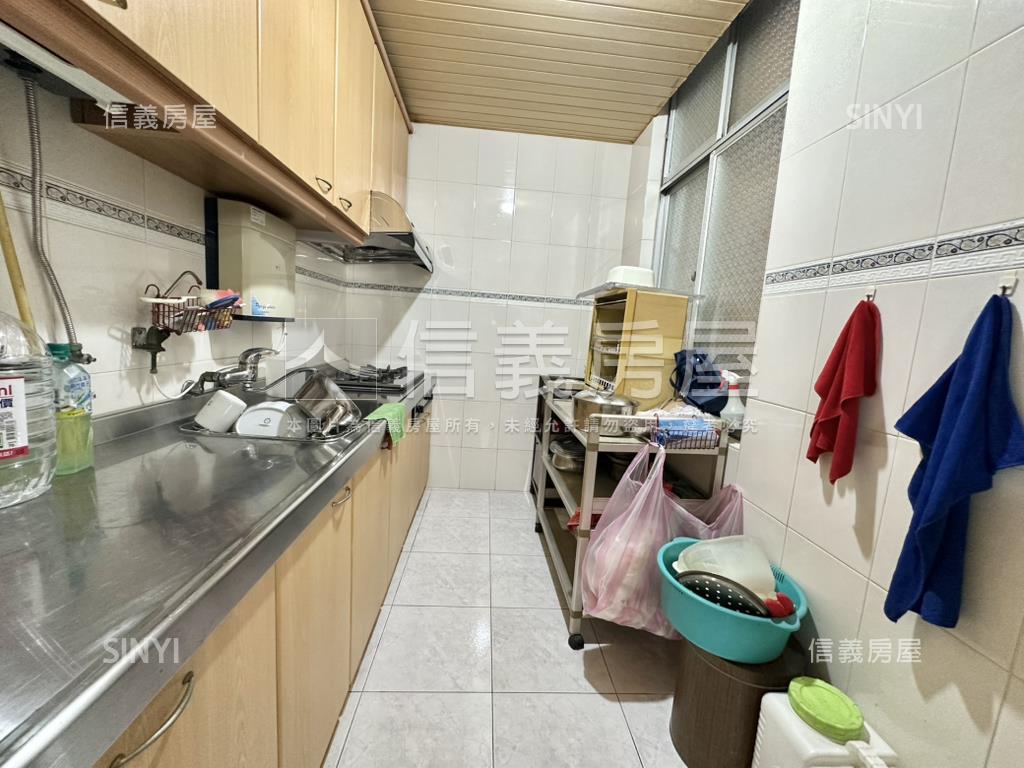 東興路一樓三房房屋室內格局與周邊環境