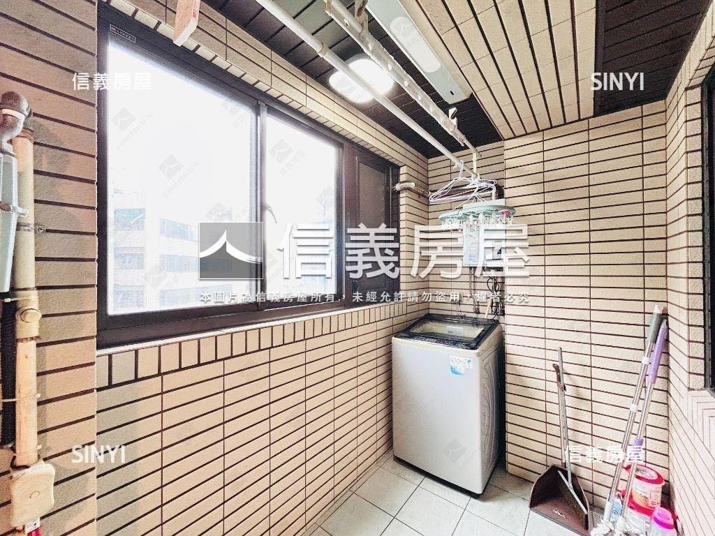 近桃園市區三房車位房屋室內格局與周邊環境