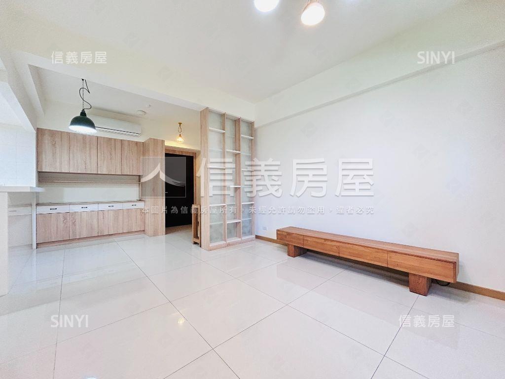 青埔⭐華固天圓三房車位房屋室內格局與周邊環境