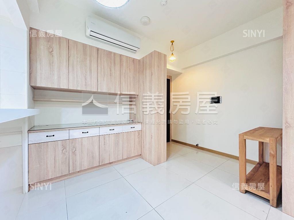 青埔⭐華固天圓三房車位房屋室內格局與周邊環境