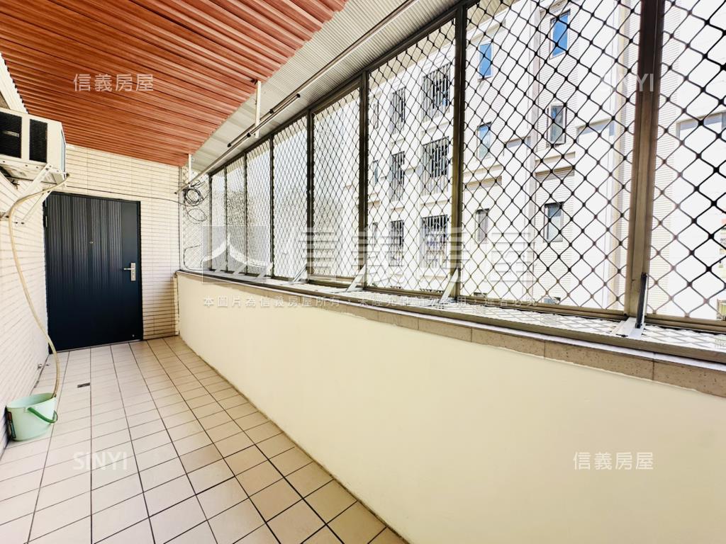 近中興大學康橋採光大三房房屋室內格局與周邊環境