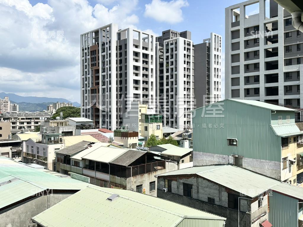 近中興大學康橋採光大三房房屋室內格局與周邊環境