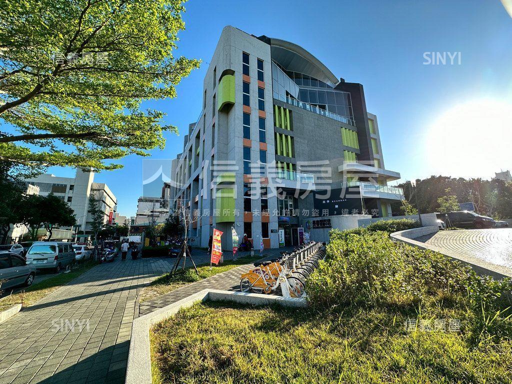 近中興大學康橋採光大三房房屋室內格局與周邊環境