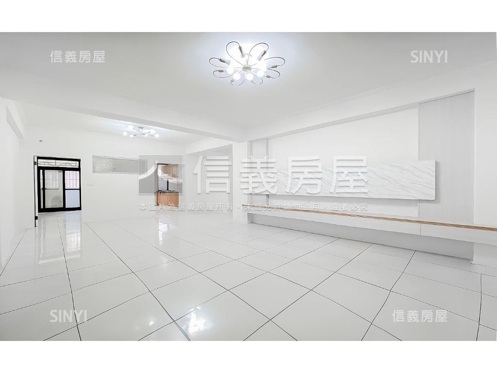 近捷運全新整理大四房房屋室內格局與周邊環境