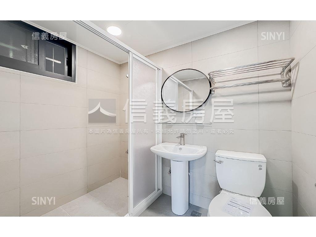 近捷運全新整理大四房房屋室內格局與周邊環境