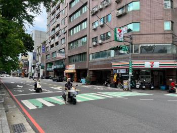 北區吸金聚寶樓店