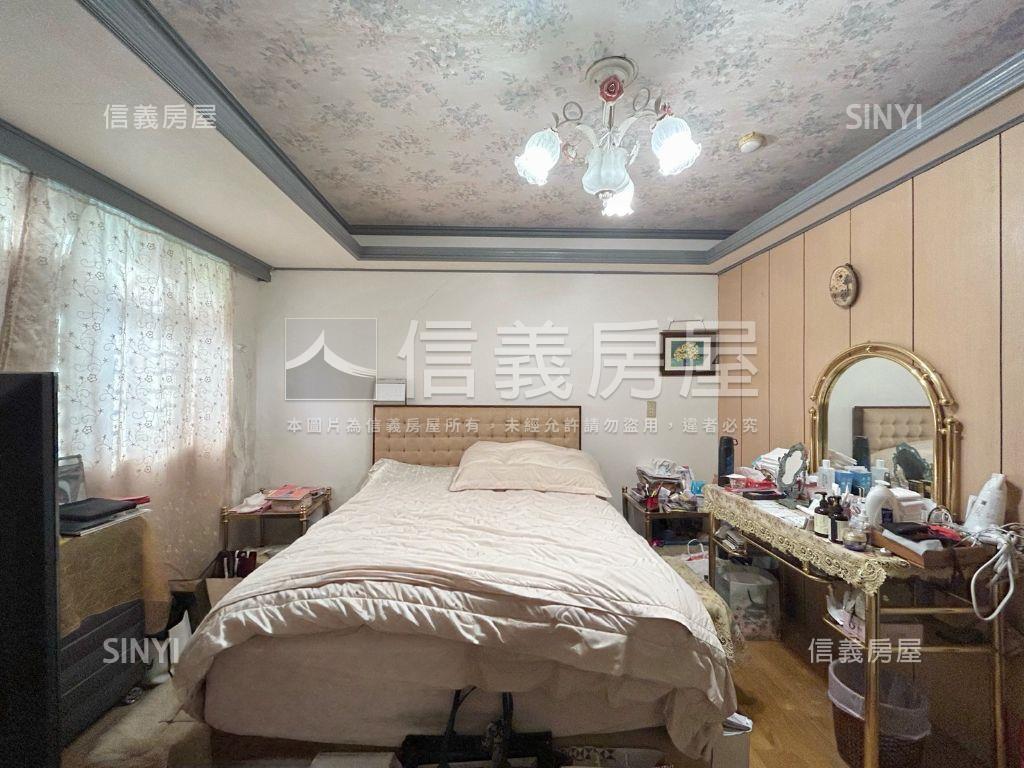 復華街１、２樓金店住房屋室內格局與周邊環境