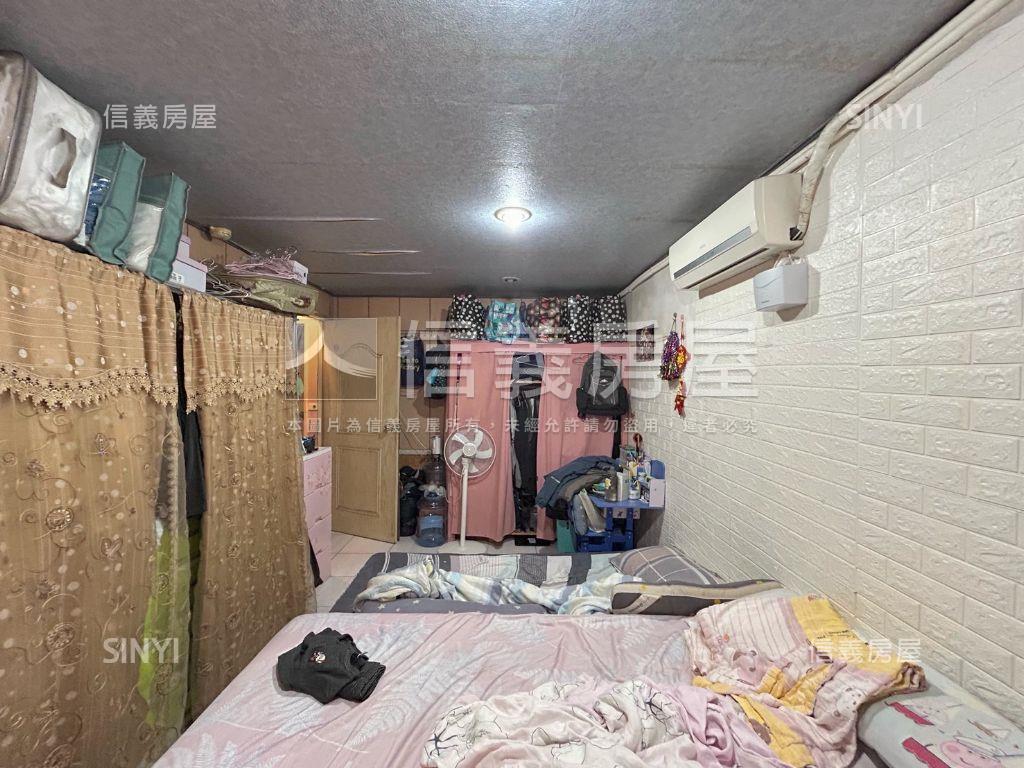 復華街１、２樓金店住房屋室內格局與周邊環境