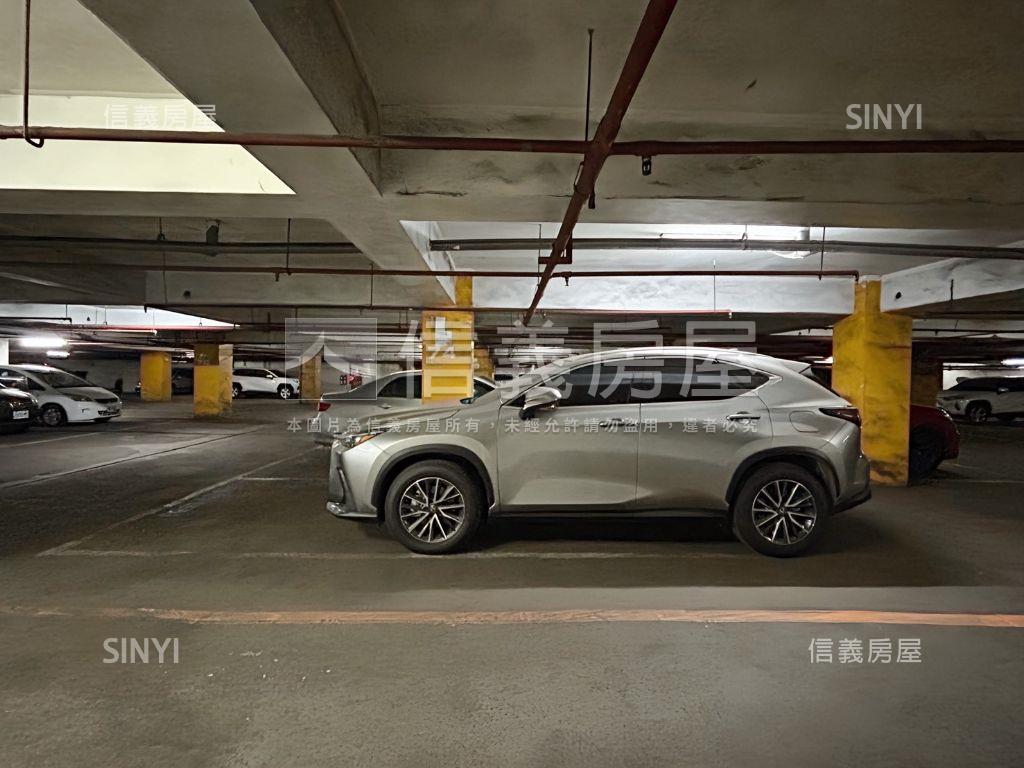 復華街１、２樓金店住房屋室內格局與周邊環境