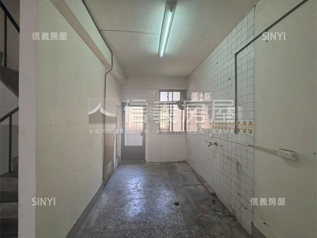 新案！近崇倫國中透天房屋室內格局與周邊環境