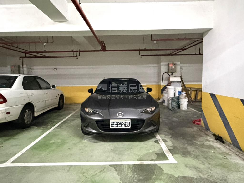 萊茵河畔電梯３房＋車位房屋室內格局與周邊環境