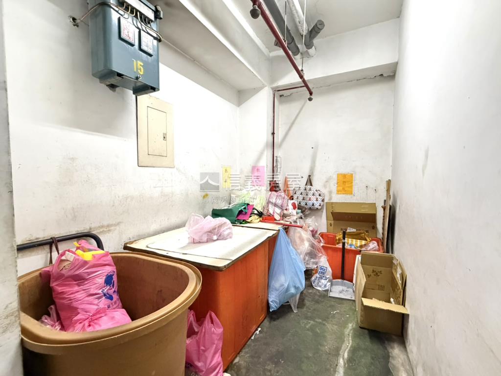 萊茵河畔電梯３房＋車位房屋室內格局與周邊環境