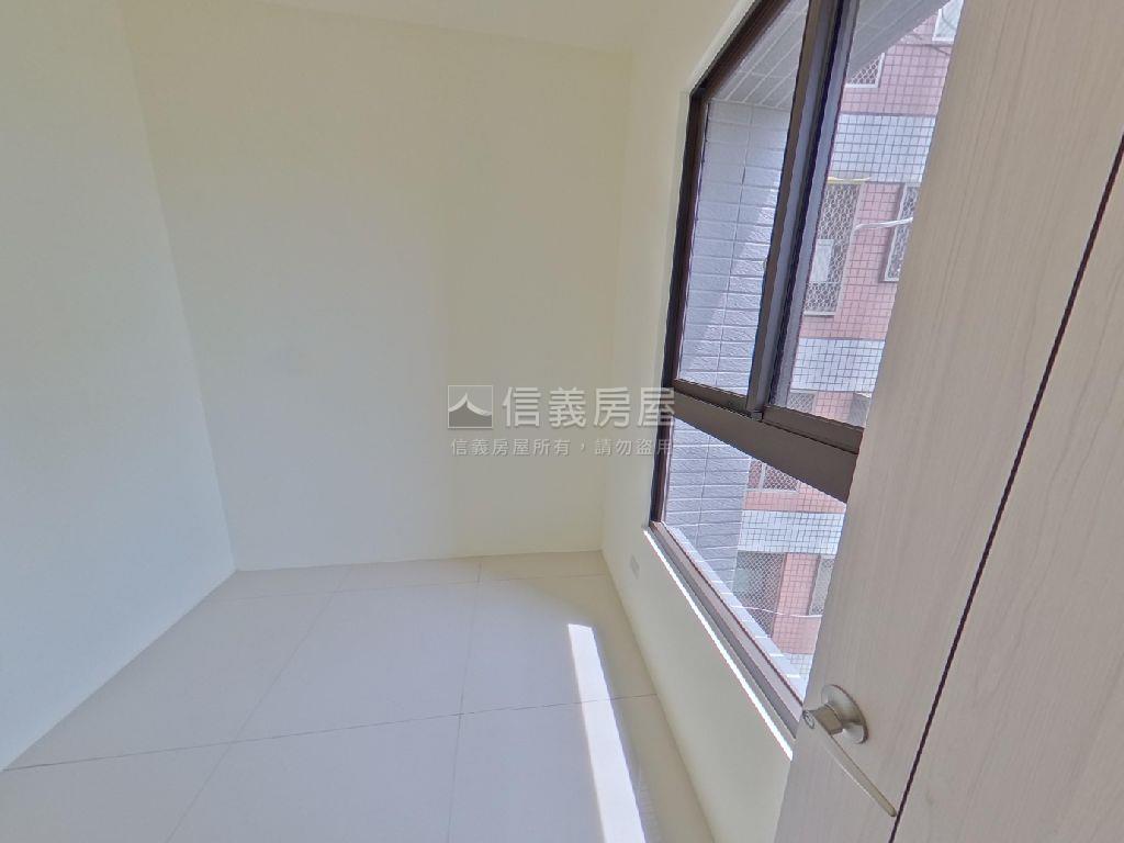 遠見二房高樓平車房屋室內格局與周邊環境