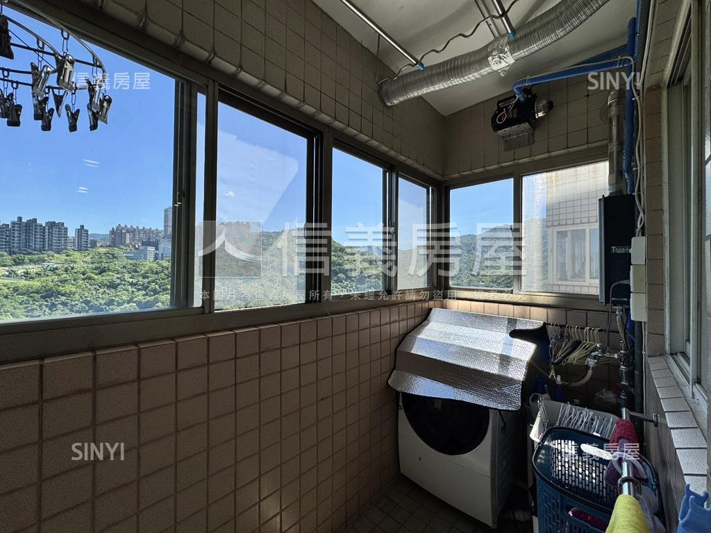 香榭花都別緻雅典樓中樓房屋室內格局與周邊環境