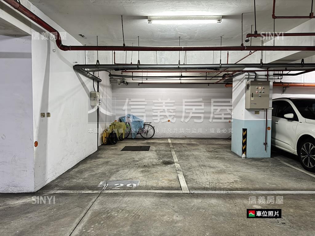 香榭花都別緻雅典樓中樓房屋室內格局與周邊環境