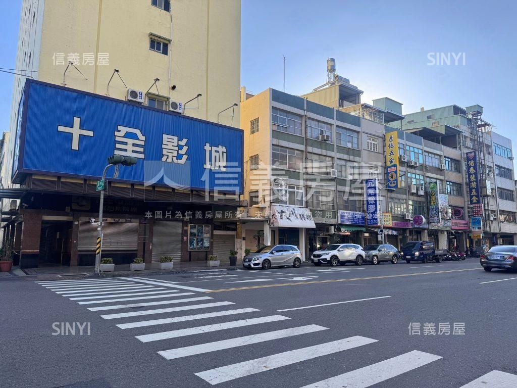 近車站正四樓騎樓透店房屋室內格局與周邊環境