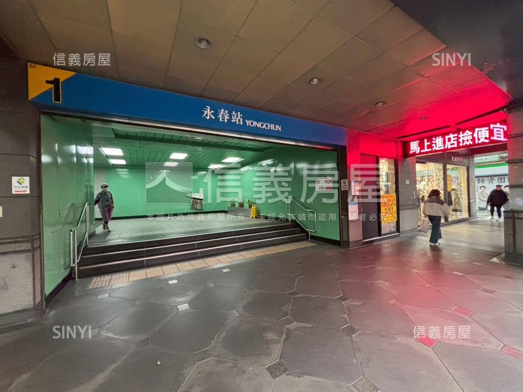 ＥＡＴ時尚館坡平車位房屋室內格局與周邊環境