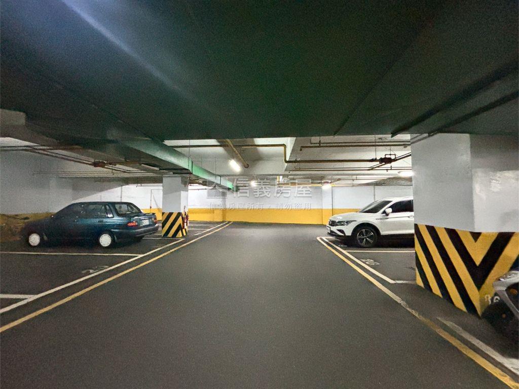 中科兩房少有平面車位房屋室內格局與周邊環境