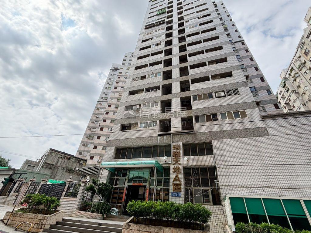 中科兩房少有平面車位房屋室內格局與周邊環境