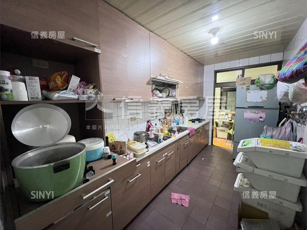 ⭐北投奇岩捷運一樓好停車房屋室內格局與周邊環境